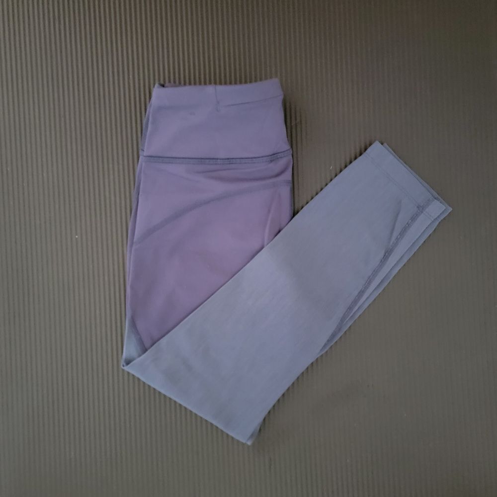 Nike Blue High-Waisted Leggings